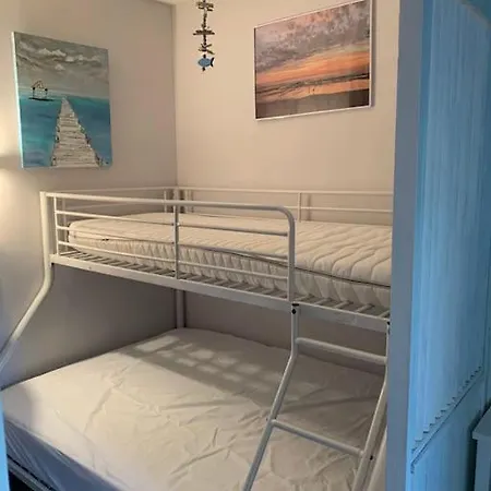 Sur Mer, Maison Dans Proche